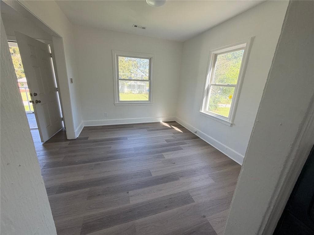 3 bedroom, 2 bathroom, 1,164 sq ft single family residence for rent at 952 Estes Drive, Atlanta, GA 30310 for $2,300 a month — photo 5