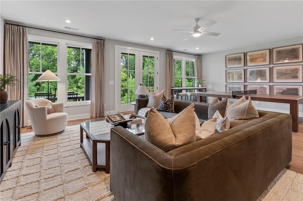 5 bedroom, 5 bathroom, 3,554 sq ft single family residence under contract at 1926 Repose Drive, Chamblee, GA 30341 — photo 10