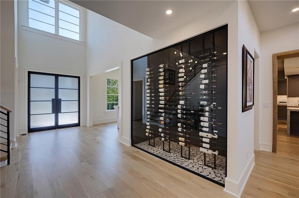 5 bedroom, 6 bathroom, 5,004 sq ft single family residence for sale at 714 Bass Way, Sandy Springs, GA 30328 — photo 8