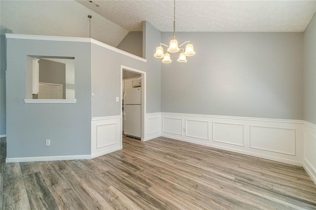 4 bedroom, 2 bathroom, 2,481 sq ft single family residence for rent at 1617 Amhearst Walk Road, Lawrenceville, GA 30043 for $2,300 a month — photo 8