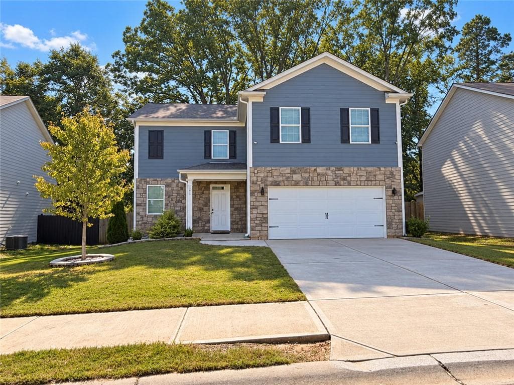 4 bedroom, 3 bathroom, 2,115 sq ft single family residence for rent at 341 Starbuck Parkway, Pendergrass, GA 30567 for $2,500 a month
