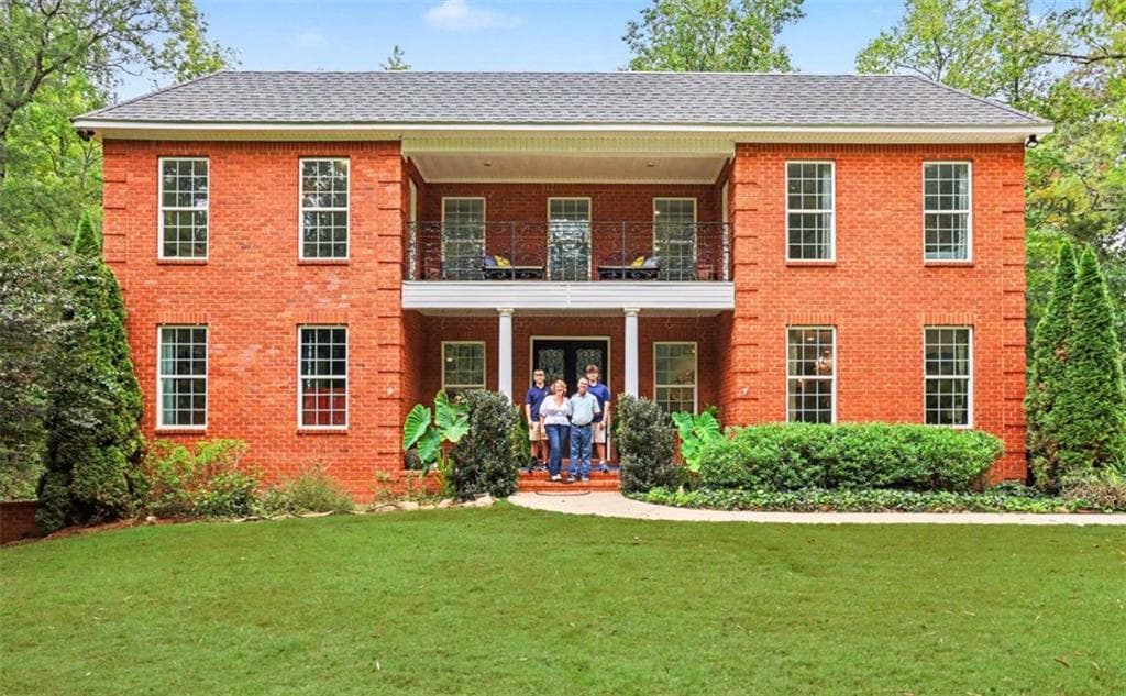5 bedroom, 6 bathroom, 4,426 sq ft single family residence for sale at 4125 Jefferson River Road, Jefferson, GA 30549 — photo 2