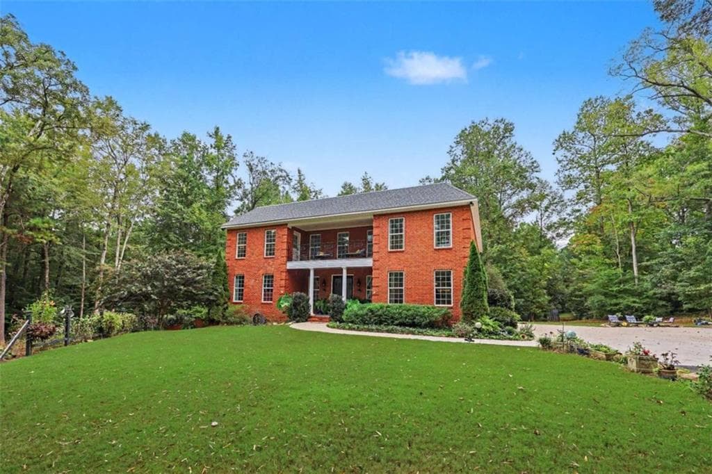 5 bedroom, 6 bathroom, 4,426 sq ft single family residence for sale at 4125 Jefferson River Road, Jefferson, GA 30549 — photo 4