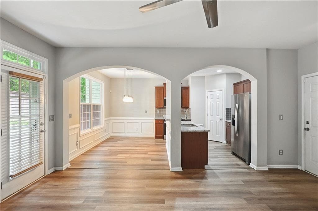 3 bedroom, 3 bathroom, 1,764 sq ft single family residence for sale at 5659 Chatham Circle, Norcross, GA 30071 — photo 3