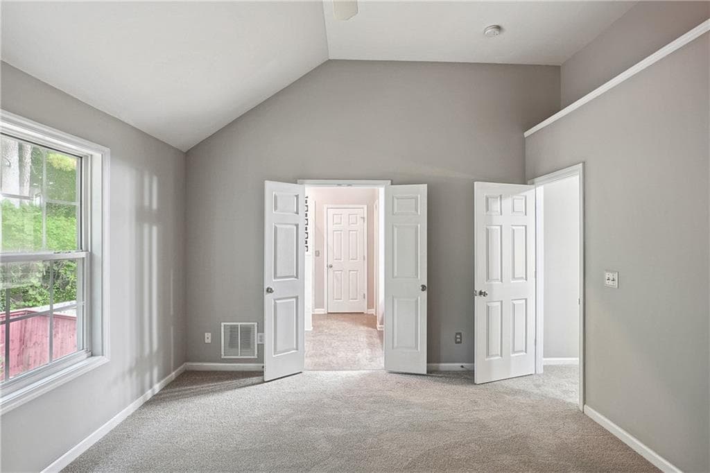 3 bedroom, 3 bathroom, 1,764 sq ft single family residence for sale at 5659 Chatham Circle, Norcross, GA 30071 — photo 4