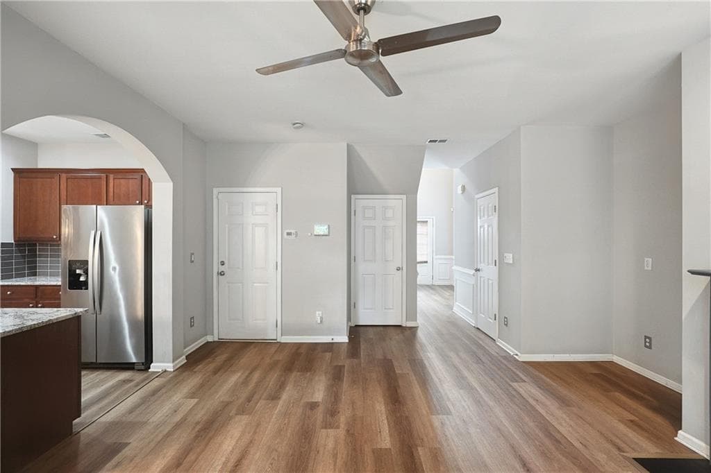 3 bedroom, 3 bathroom, 1,764 sq ft single family residence for sale at 5659 Chatham Circle, Norcross, GA 30071 — photo 6