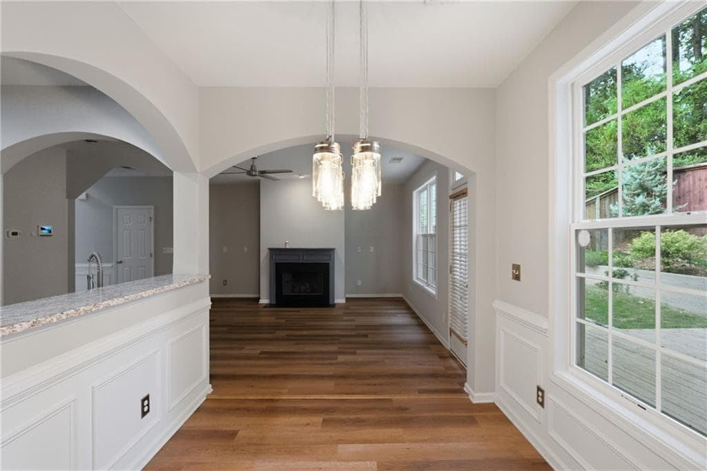 3 bedroom, 3 bathroom, 1,764 sq ft single family residence for sale at 5659 Chatham Circle, Norcross, GA 30071 — photo 7
