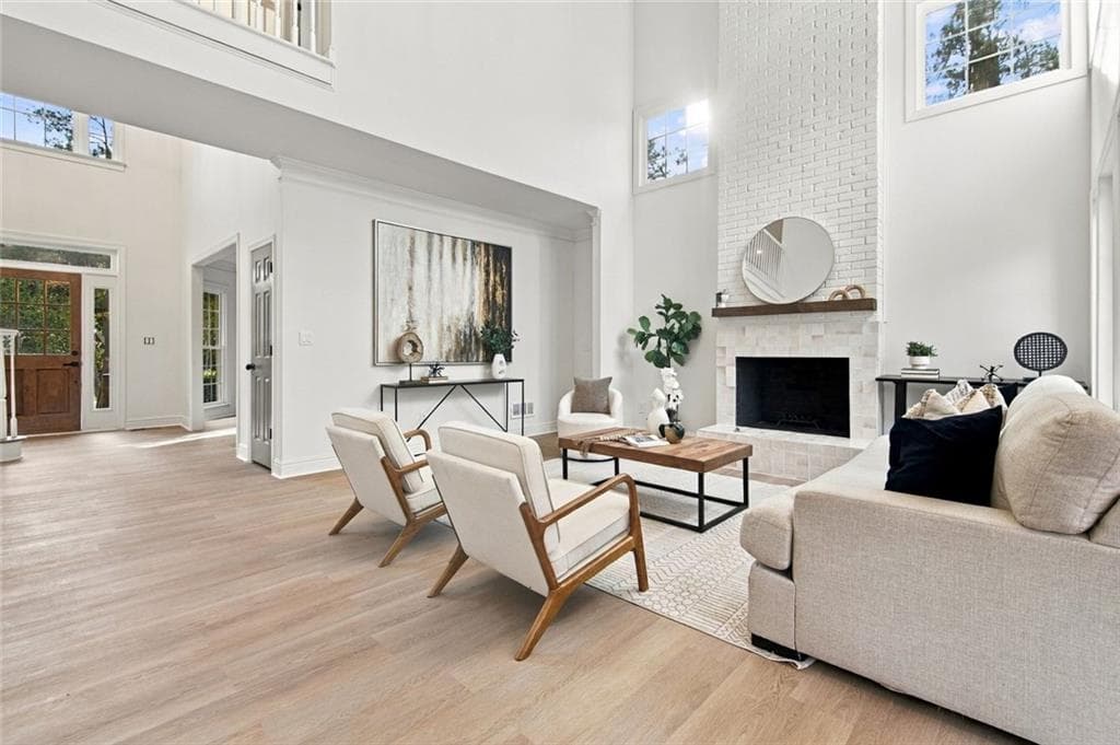 7 bedroom, 5 bathroom, 4,670 sq ft single family residence for sale at 100 Matthew Way, Fayetteville, GA 30214 — photo 6