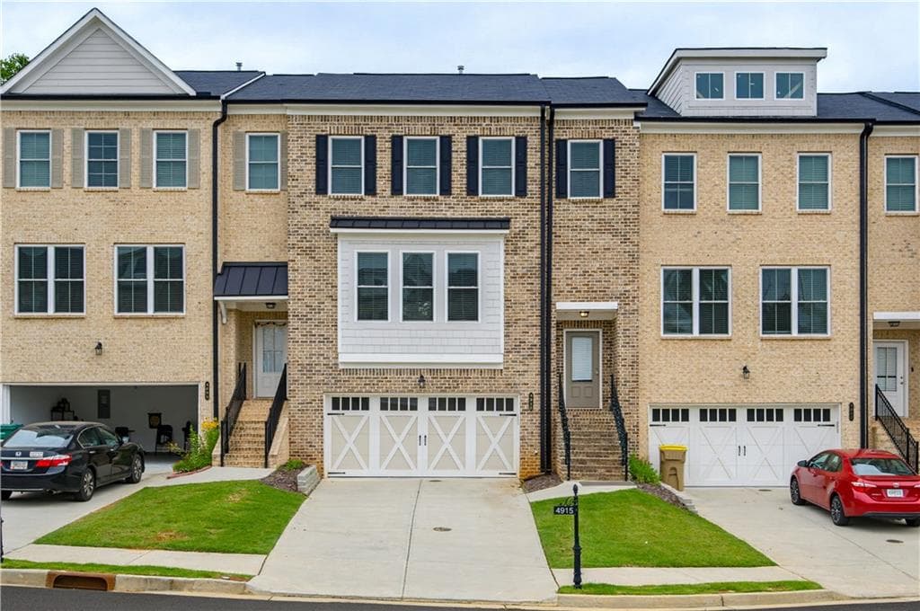 4 bedroom, 4 bathroom, 2,441 sq ft townhouse for sale at 4915 Wil Ray Lane, Cumming, GA 30040 — photo 2