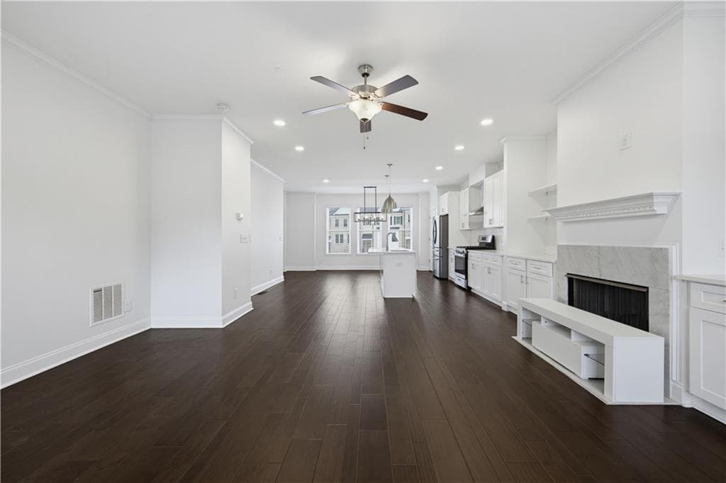 4 bedroom, 4 bathroom, 2,441 sq ft townhouse for sale at 4915 Wil Ray Lane, Cumming, GA 30040 — photo 10