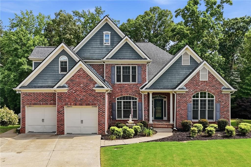 5 bedroom, 5 bathroom, 3,048 sq ft single family residence for sale at 715 Crescent Circle, Canton, GA 30115 — photo 4