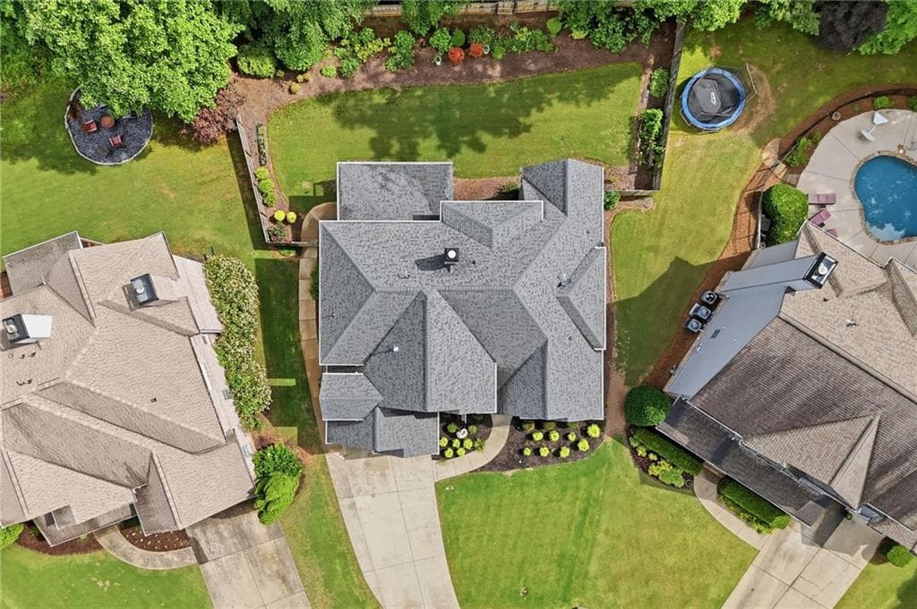 5 bedroom, 5 bathroom, 3,048 sq ft single family residence for sale at 715 Crescent Circle, Canton, GA 30115 — photo 6