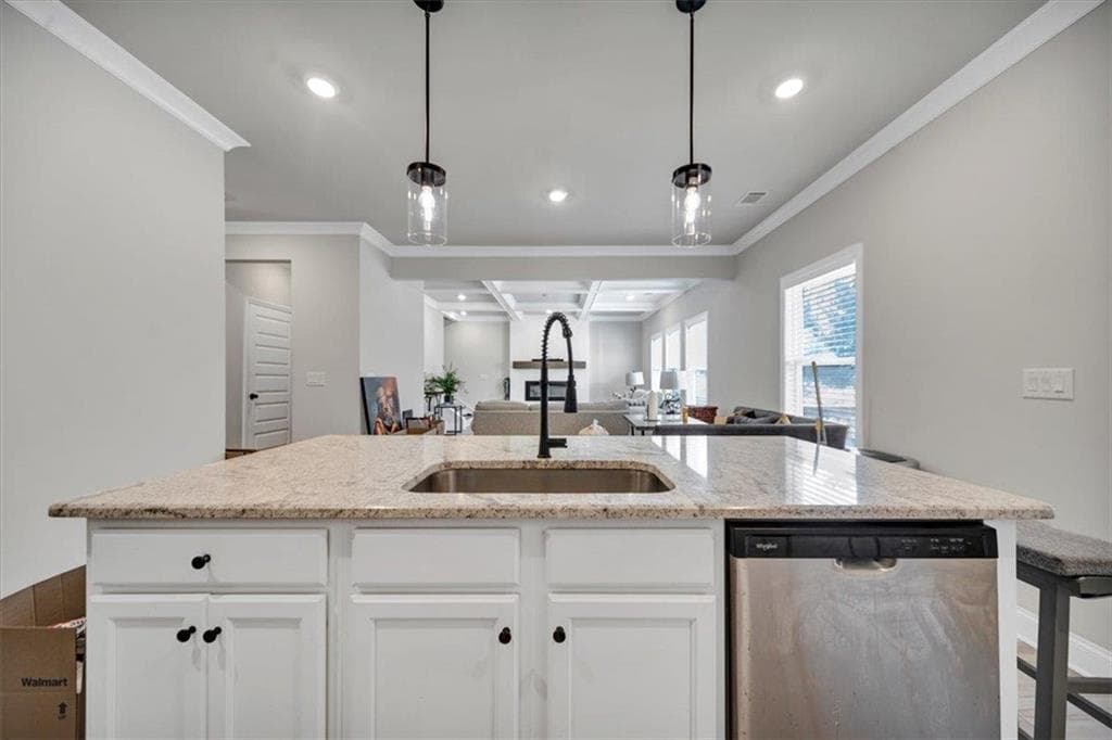 5 bedroom, 4 bathroom, 2,405 sq ft single family residence for rent at 126 Logan Pass Drive, Loganville, GA 30052 for $3,000 a month — photo 9