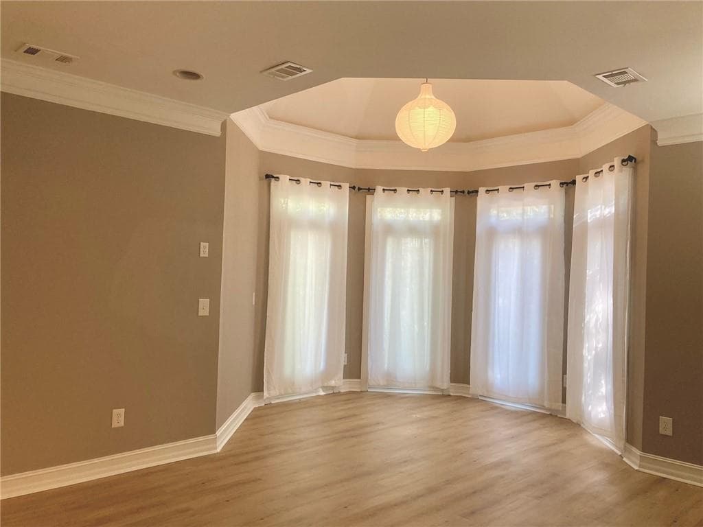 4 bedroom, 3 bathroom, 2,818 sq ft single family residence for rent at 3485 Goldenrod Drive, Alpharetta, GA 30005 for $4,290 a month — photo 8