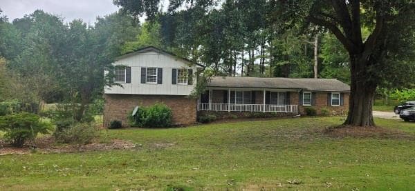 8 bedroom, 5 bathroom, 4,277 sq ft single family residence for sale at 4703 Bogie Road, Duluth, GA 30096 — photo 1 of 15