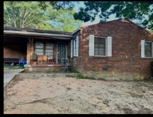 3 bedroom, 2 bathroom, 1,161 sq ft single family residence for sale at 236 Silver Springs Circle, Atlanta, GA 30310 — photo 1 of 16