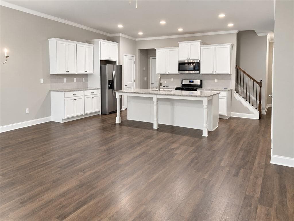 3 bedroom, 3 bathroom, 1,988 sq ft townhouse for sale at 2586 Morgan Meadow Drive, Buford, GA 30519 — photo 4