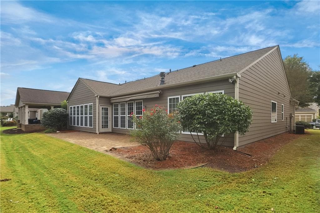3 bedroom, 3 bathroom, 2,726 sq ft single family residence for sale at 443 Tallulah Drive, Griffin, GA 30223 — photo 5