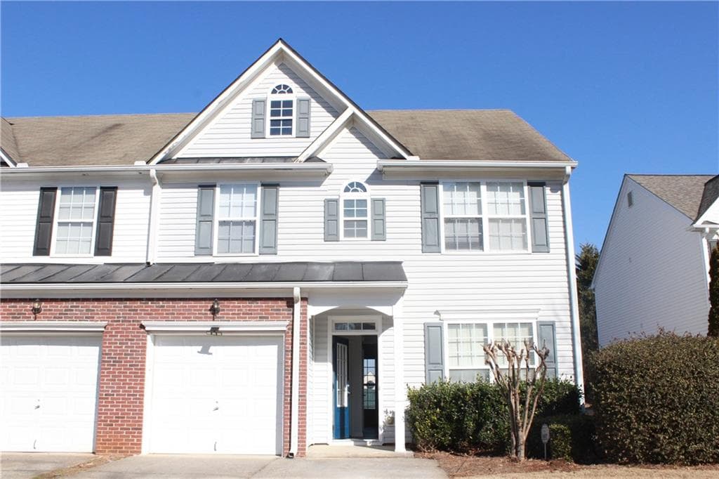 3 bedroom, 3 bathroom, 1,757 sq ft townhouse for rent at 3603 Beacon Ridge, Cumming, GA 30040 for $2,200 a month — photo 1 of 33