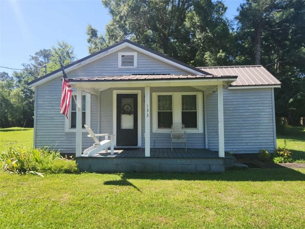 1 bedroom, 1 bathroom, 1,004 sq ft single family residence for sale at 133 Selman Road, Rome, GA 30165