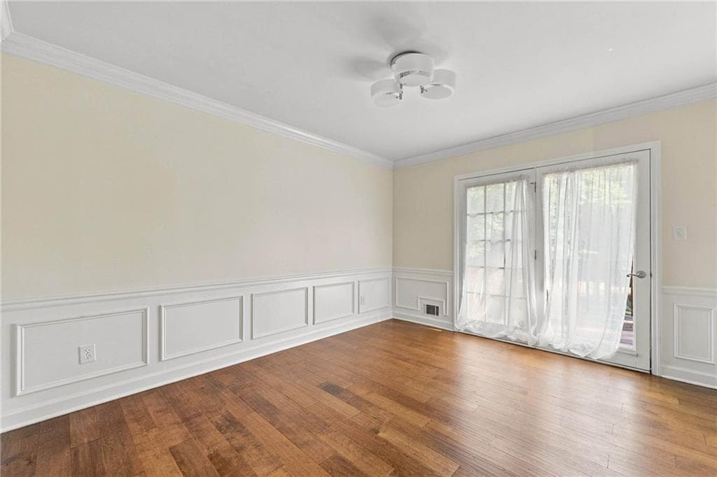 5 bedroom, 4 bathroom, 2,956 sq ft single family residence for rent at 2012 Falcon Glen Court, Alpharetta, GA 30022 for $2,850 a month — photo 6