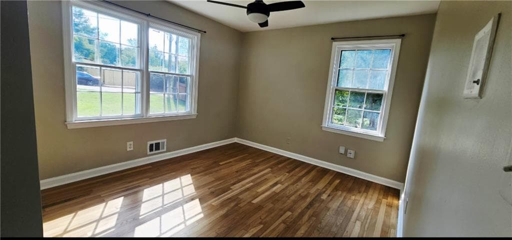 3 bedroom, 2 bathroom, 1,392 sq ft single family residence for rent at 6381 Piney Circle, Mableton, GA 30126 for $2,100 a month — photo 4