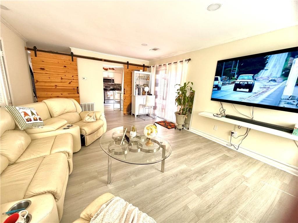 2 bedroom, 3 bathroom, 1,188 sq ft townhouse for sale at 1014 Country Court, Lawrenceville, GA 30044 — photo 8