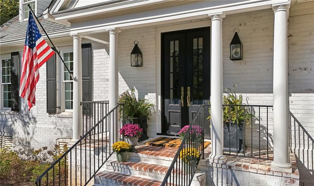 4 bedroom, 5 bathroom, 4,647 sq ft single family residence for sale at 1024 Club Commons Circle, Atlanta, GA 30319 — photo 4