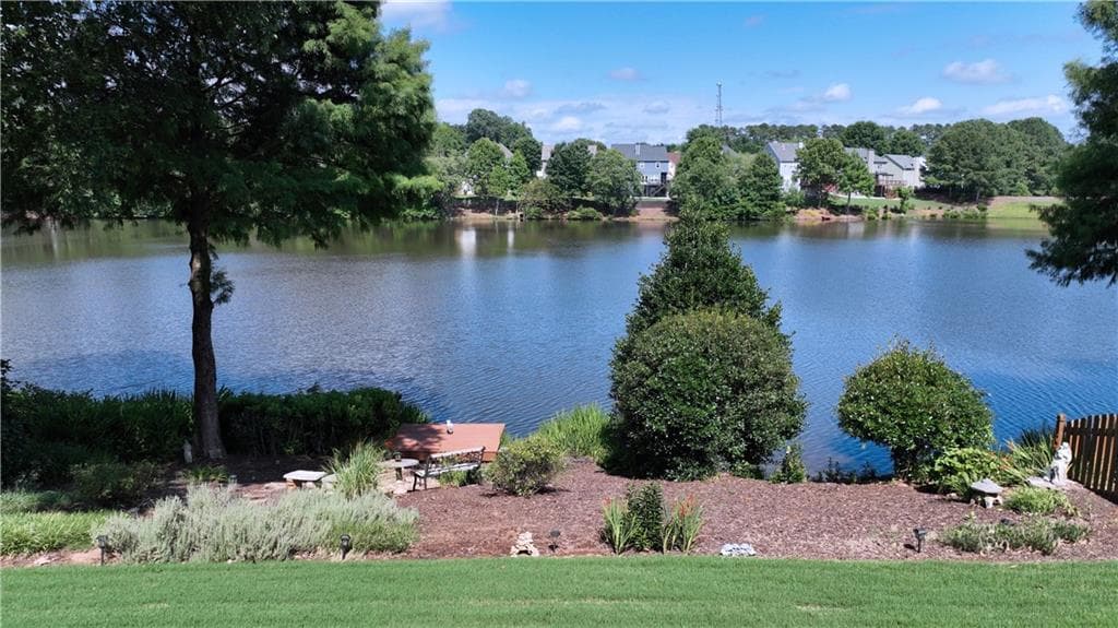 6 bedroom, 5 bathroom, 5,177 sq ft single family residence for rent at 12972 Waterside Drive, Alpharetta, GA 30004 for $5,600 a month — photo 4