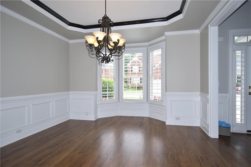 6 bedroom, 5 bathroom, 5,177 sq ft single family residence for rent at 12972 Waterside Drive, Alpharetta, GA 30004 for $5,600 a month — photo 6