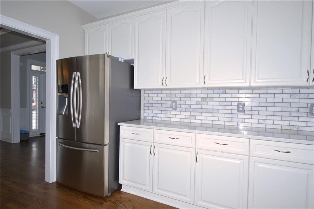 6 bedroom, 5 bathroom, 5,177 sq ft single family residence for rent at 12972 Waterside Drive, Alpharetta, GA 30004 for $5,600 a month — photo 9