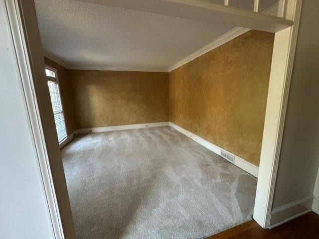 4 bedroom, 3 bathroom, 2,777 sq ft single family residence for rent at 5645 Hunters Chase Drive, Lithonia, GA 30038 for $1,900 a month — photo 3