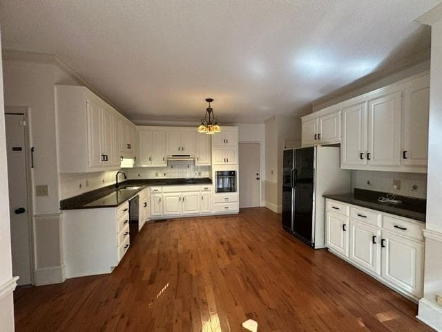 4 bedroom, 3 bathroom, 2,777 sq ft single family residence for rent at 5645 Hunters Chase Drive, Lithonia, GA 30038 for $1,900 a month — photo 5