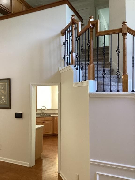 4 bedroom, 3 bathroom, 2,679 sq ft single family residence for rent at 5940 Hillside Manor Court, Buford, GA 30518 for $2,600 a month — photo 7
