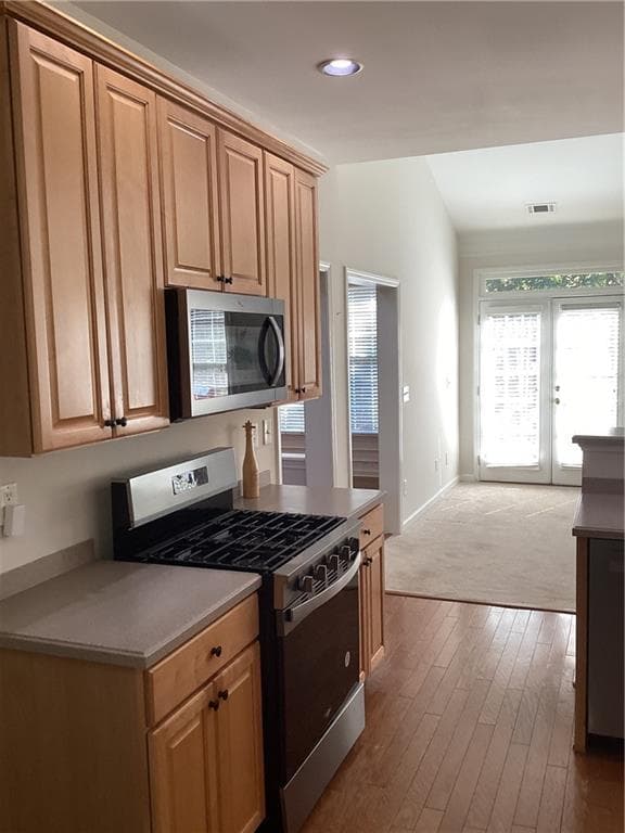 4 bedroom, 3 bathroom, 2,679 sq ft single family residence for rent at 5940 Hillside Manor Court, Buford, GA 30518 for $2,600 a month — photo 9