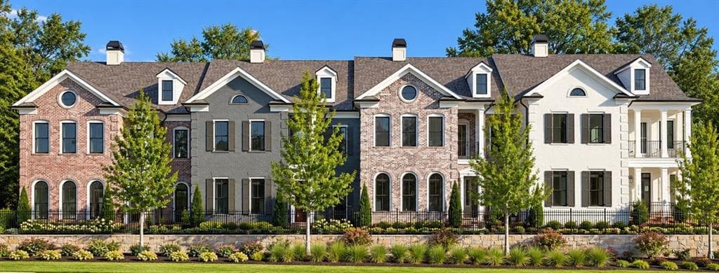 4 bedroom, 5 bathroom, 3,511 sq ft townhouse for sale at 3300 Paley Drive 14, Alpharetta, GA 30009 — photo 2