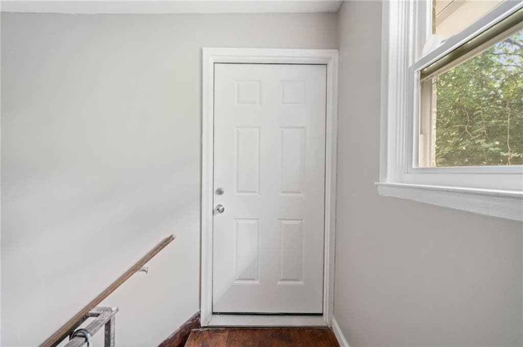 1 bedroom, 1 bathroom, 700 sq ft apartment for rent at 569 Lawton Street, Atlanta, GA 30310 for $1,471 a month — photo 4