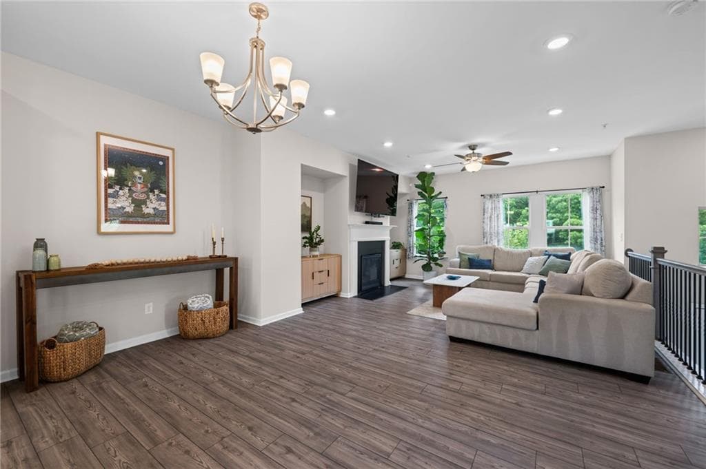 4 bedroom, 4 bathroom, 2,516 sq ft townhouse for sale at 743 Brecklin Lane, Woodstock, GA 30188 — photo 4