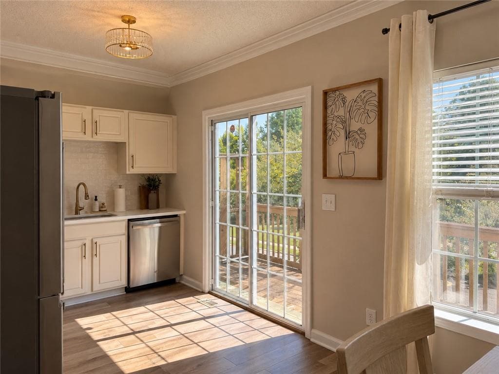 2 bedroom, 3 bathroom, 1,804 sq ft townhouse for rent at 1415a Bay Overlook Drive, Woodstock, GA 30188 for $2,495 a month — photo 6