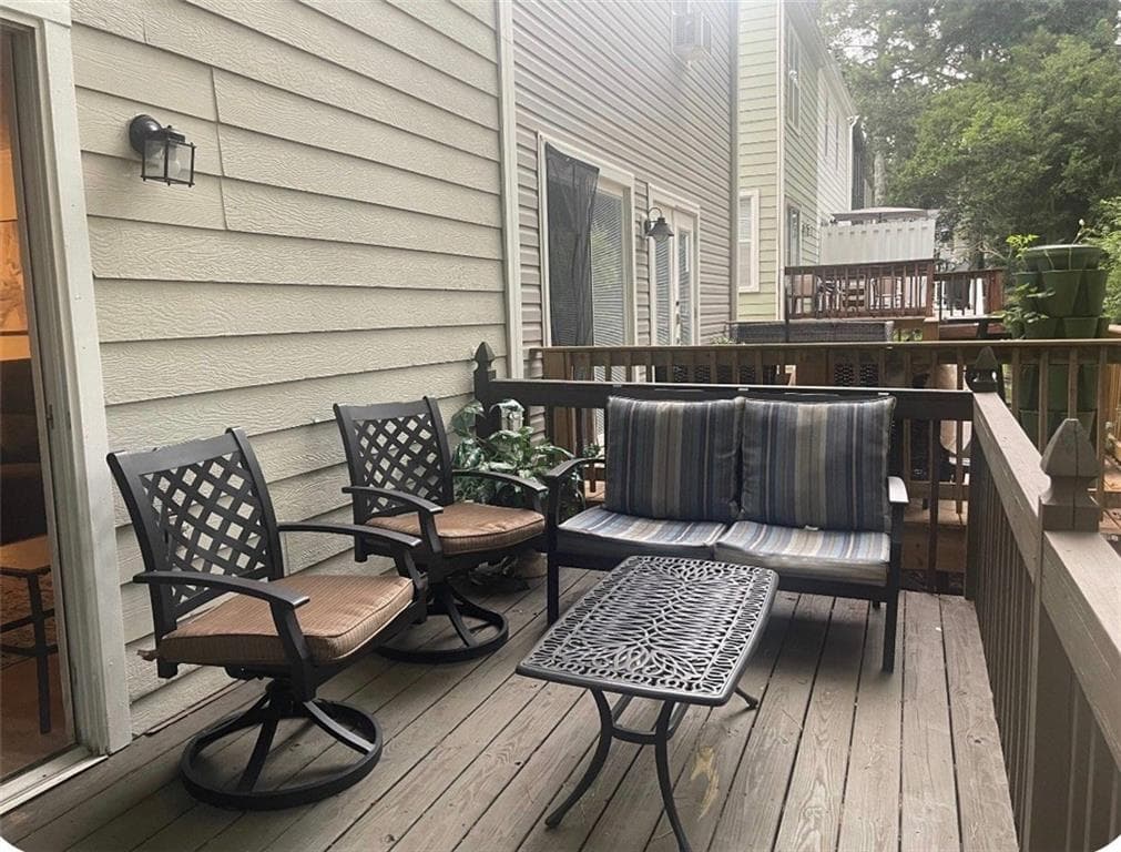 2 bedroom, 3 bathroom, 1,168 sq ft townhouse for rent at 758 Heritage Valley Road, Norcross, GA 30093 for $1,500 a month — photo 1 of 24
