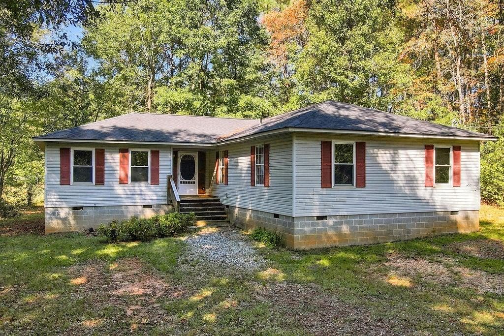 4 bedroom, 2 bathroom, 1,740 sq ft single family residence for sale at 4541 New Kings Bridge Road, Nicholson, GA 30565