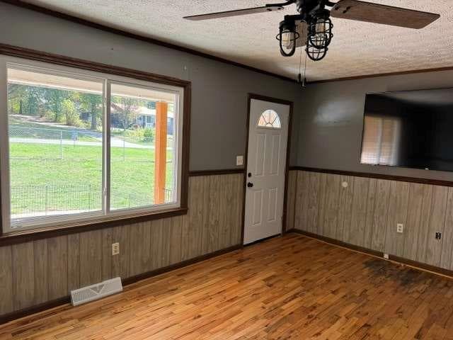 4 bedroom, 1 bathroom, 1,363 sq ft single family residence for sale at 563 N Marble Street, Rockmart, GA 30165 — photo 3
