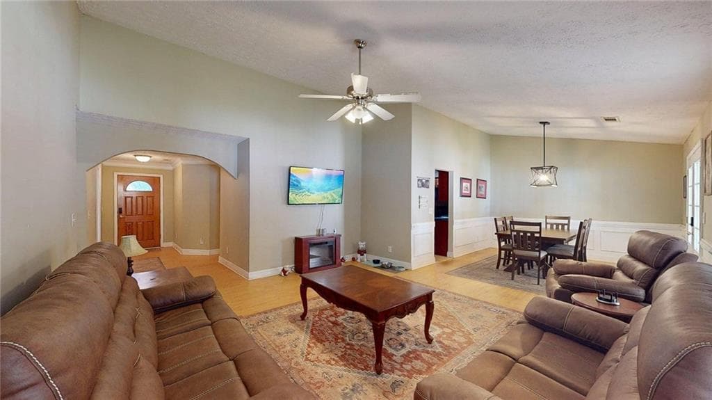 4 bedroom, 3 bathroom, 2,011 sq ft single family residence for sale at 1234 Cabin Bridge Road, Bethlehem, GA 30620 — photo 10