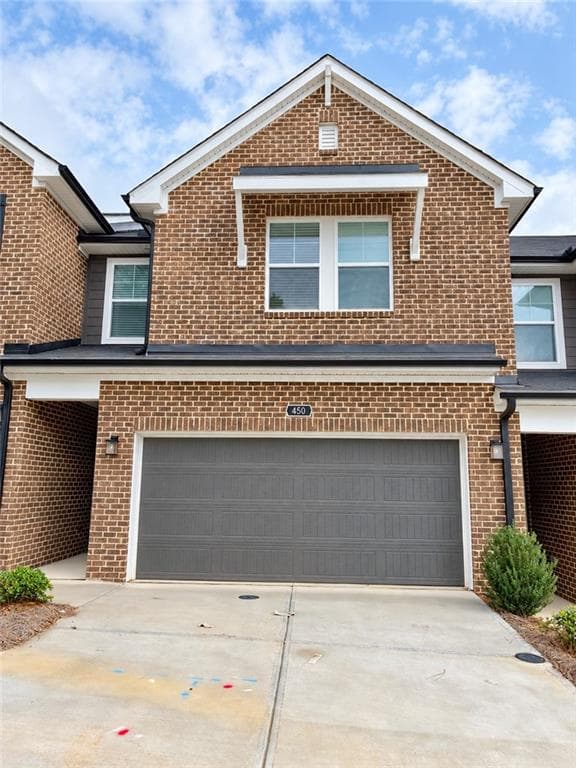 3 bedroom, 3 bathroom, 1,910 sq ft townhouse for rent at 450 laurelwood Lane, Canton, GA 30114 for $2,300 a month