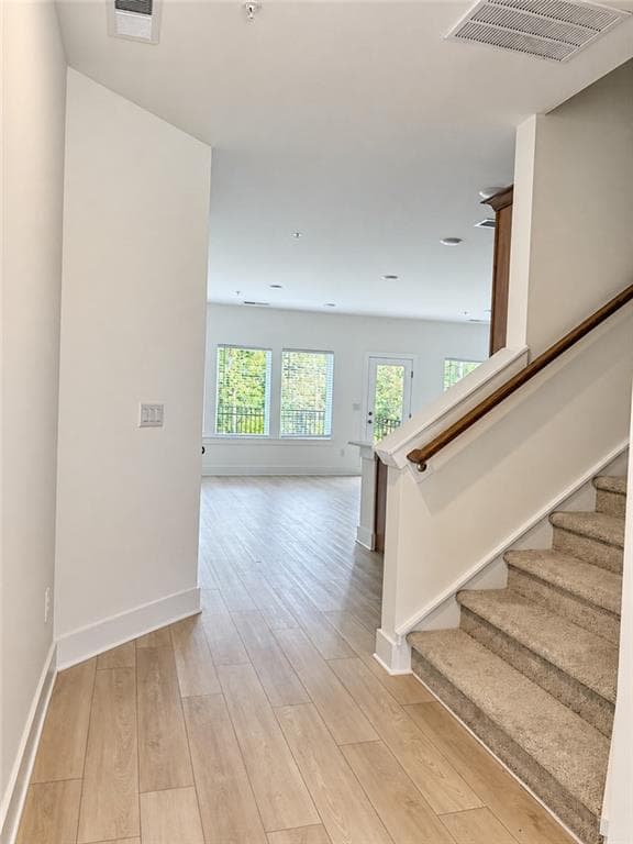 3 bedroom, 3 bathroom, 1,910 sq ft townhouse for rent at 450 laurelwood Lane, Canton, GA 30114 for $2,300 a month — photo 2