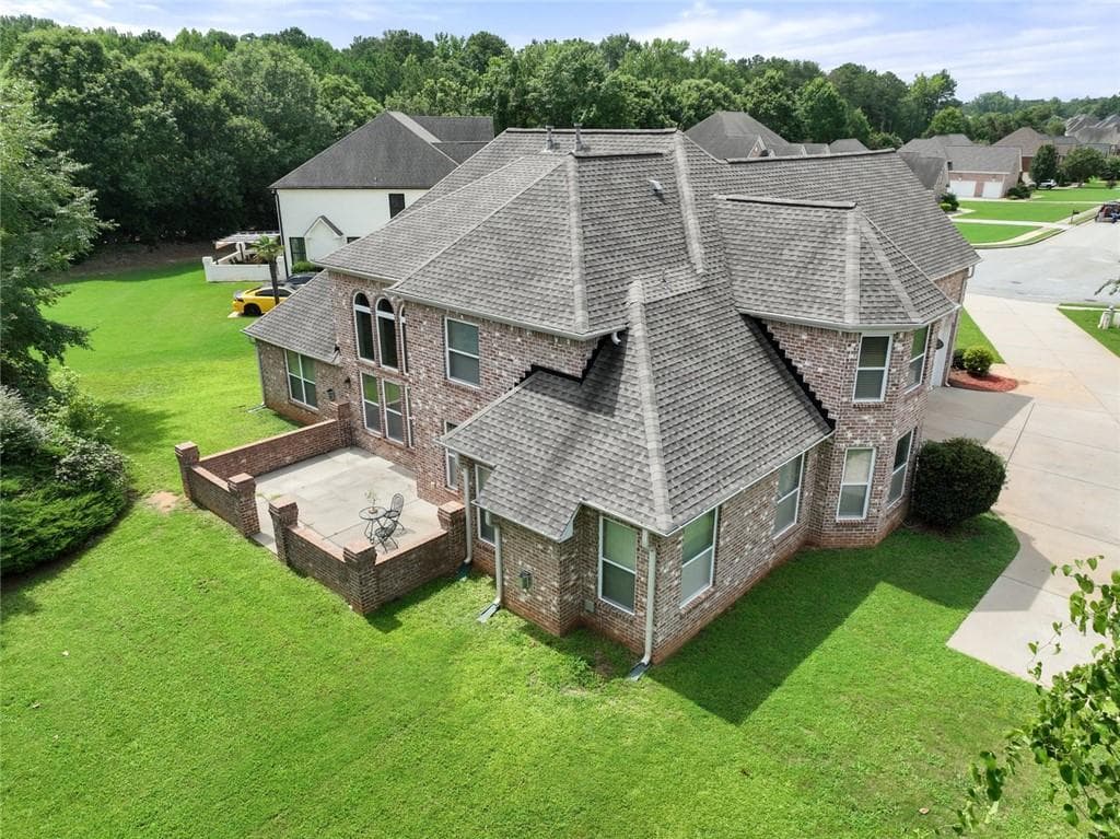 4 bedroom, 4 bathroom, 4,003 sq ft single family residence for sale at 1132 Venetian Lane, Hampton, GA 30228 — photo 5