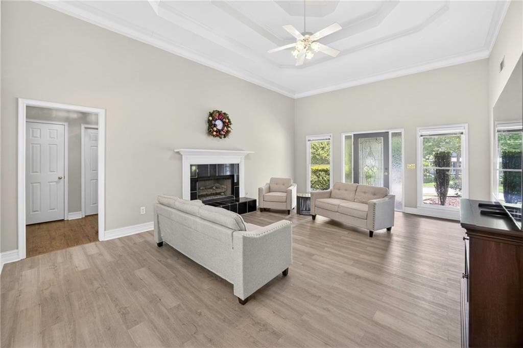 4 bedroom, 2 bathroom, 2,236 sq ft single family residence for sale at 1650 Peachcrest Drive, Lawrenceville, GA 30043 — photo 7