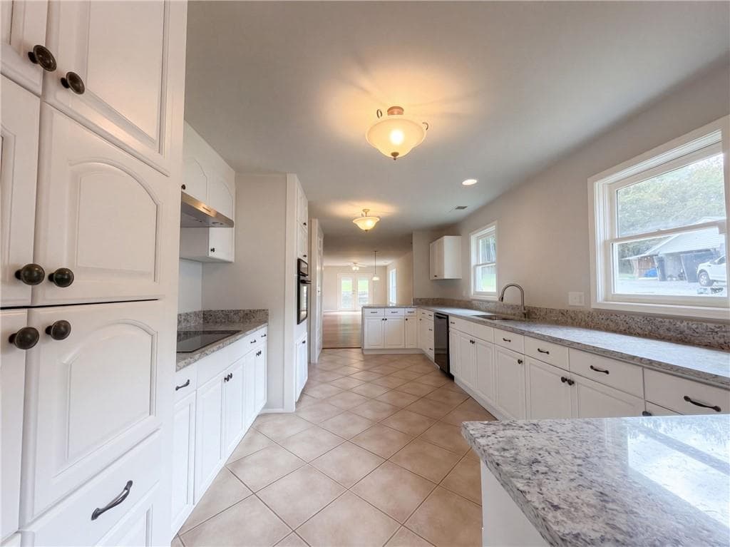 5 bedroom, 3 bathroom, 2,644 sq ft single family residence for sale at 670 Roland Hayes Parkway, Calhoun, GA 30701 — photo 7