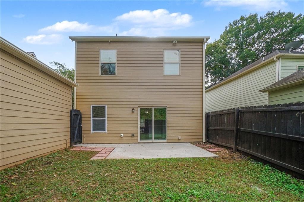 3 bedroom, 3 bathroom, 1,504 sq ft single family residence for sale at 202 W Marietta Street, Canton, GA 30114 — photo 5