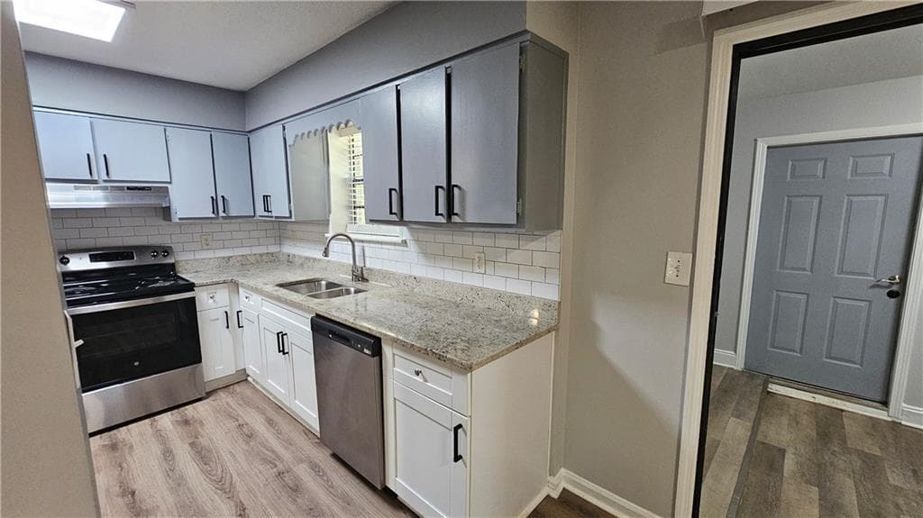 3 bedroom, 3 bathroom, 1,152 sq ft condominium for rent at 1403 Stone Mill Trace, Stone Mountain, GA 30083 for $1,550 a month — photo 9